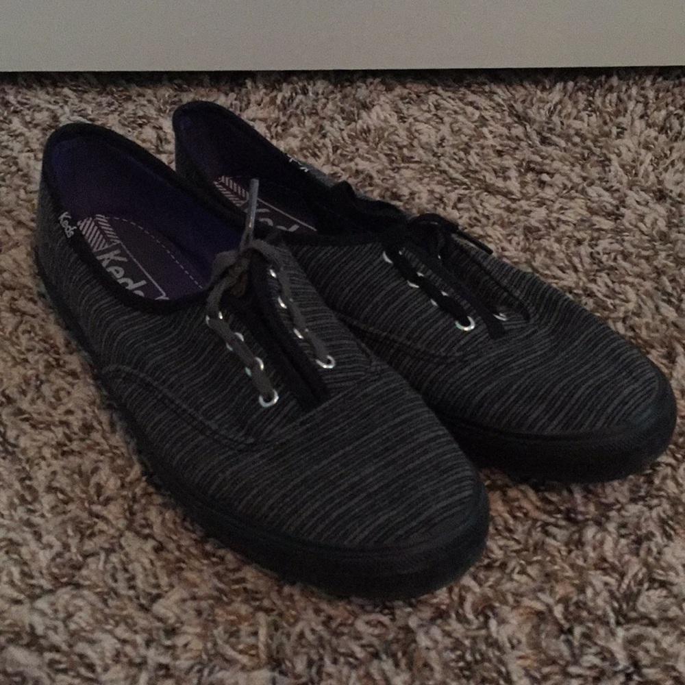 Keds gray and black striped tennis shoes
